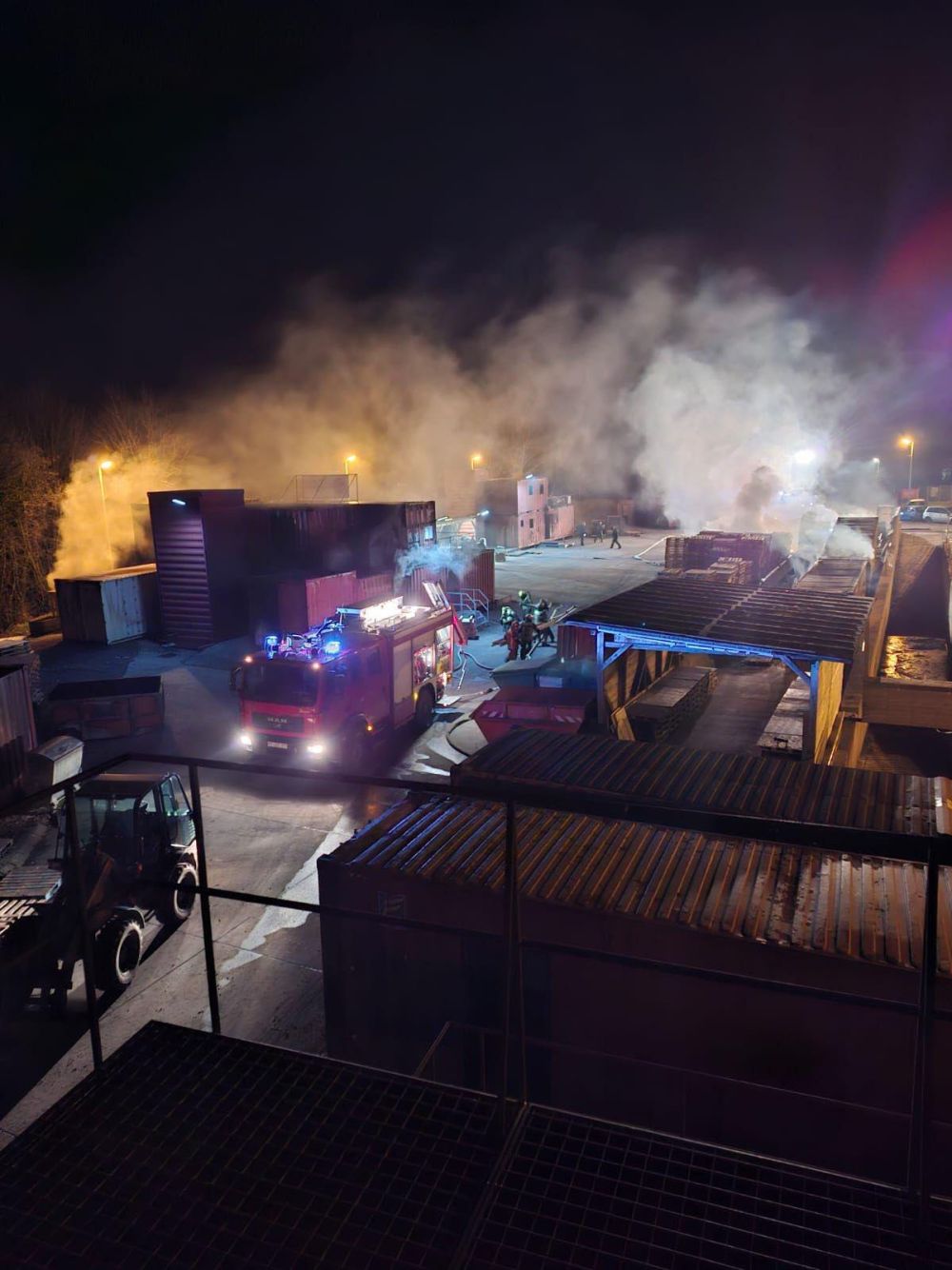 Übungsanlage bei Nacht