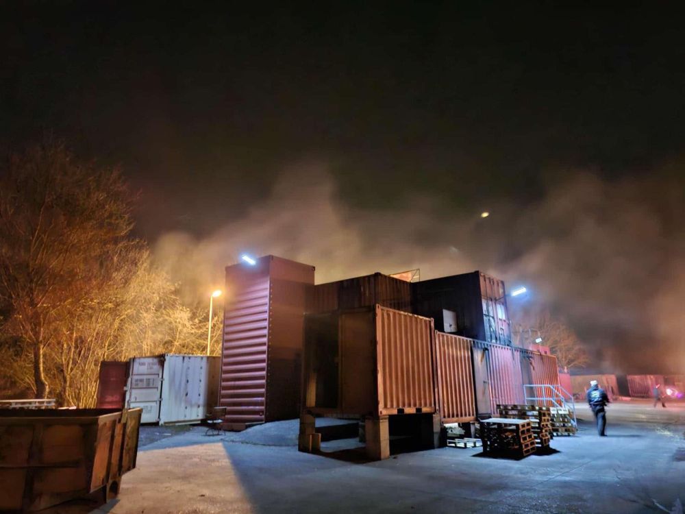 Übungsanlage bei Nacht